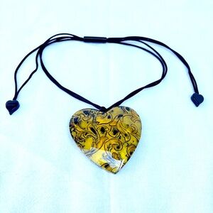 Heart Pendant Necklace in Swirled Yellow Gold